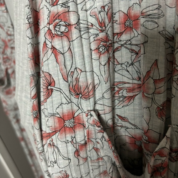 LuLaRoe S (6-8) Duster Cardigan Sarah Floral Gray Salmon Ribbed - Picture 4 of 12